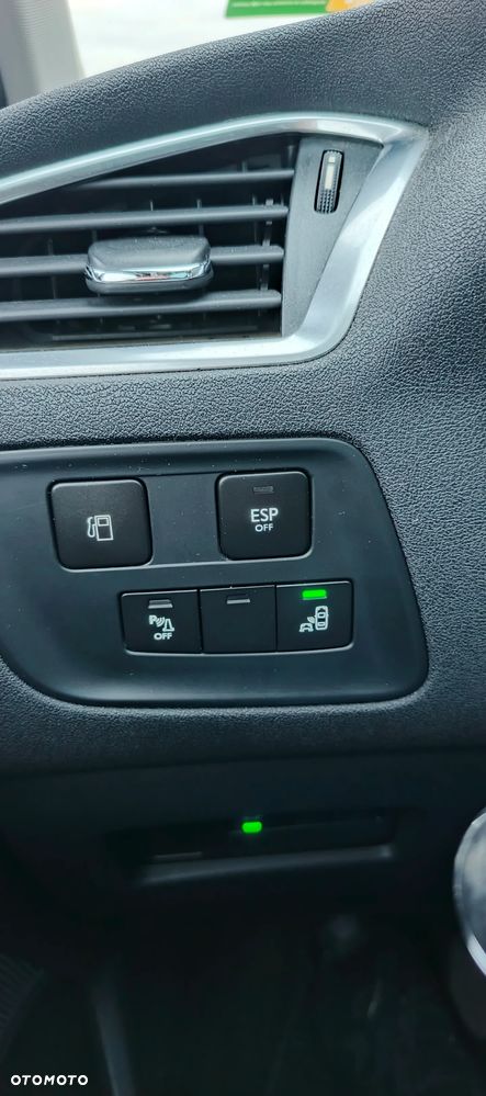 Citroën C4 2.0 HDi Exclusive - 24