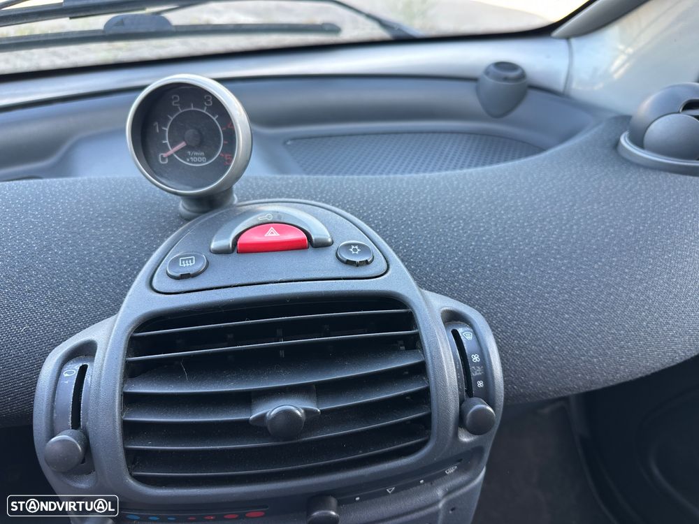 Smart ForTwo Coupé softtouch passion cdi - 13