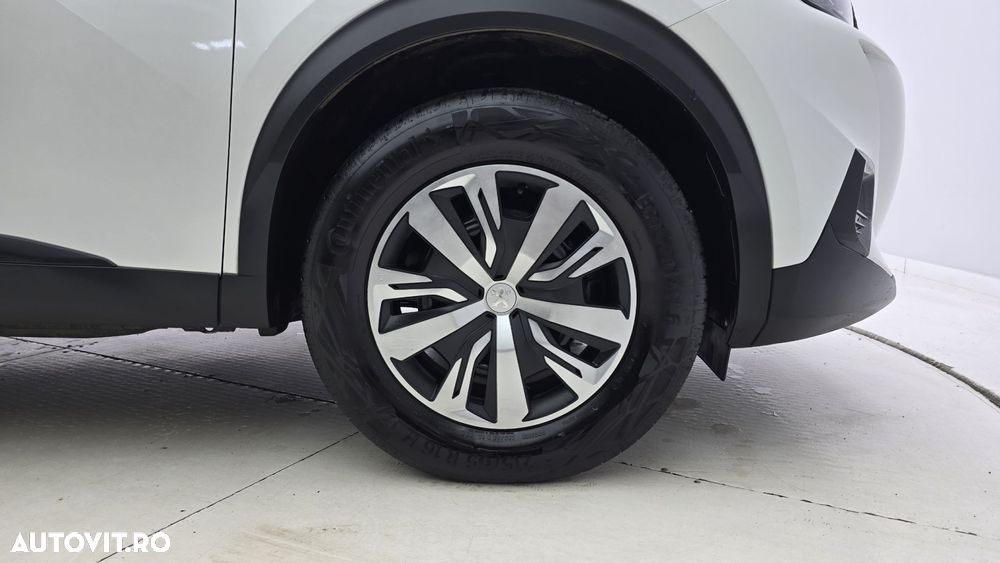 Peugeot 2008 - 23
