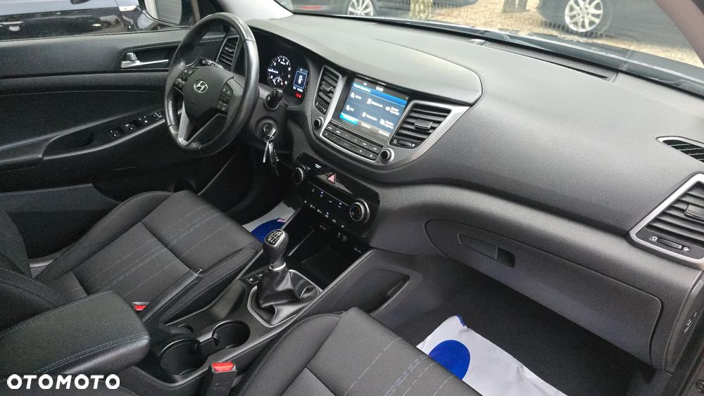 Hyundai Tucson 1.6 GDI BlueDrive Style 2WD - 8
