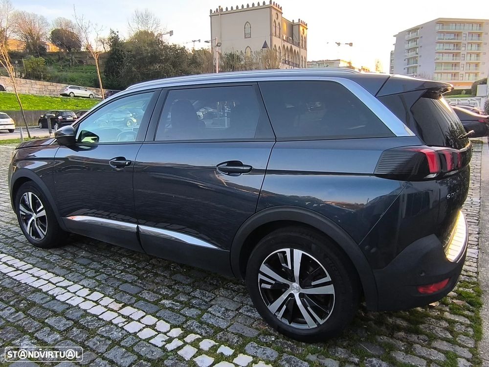 Peugeot 5008 - 4
