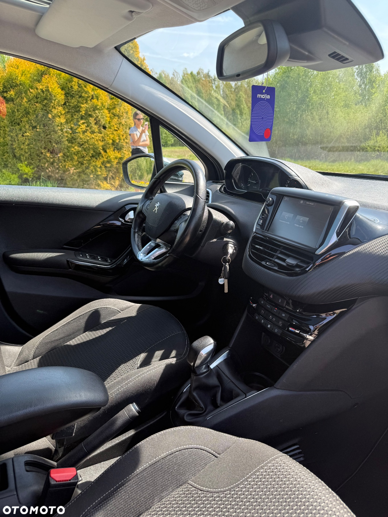 Peugeot 208 1.2 PureTech Allure - 18