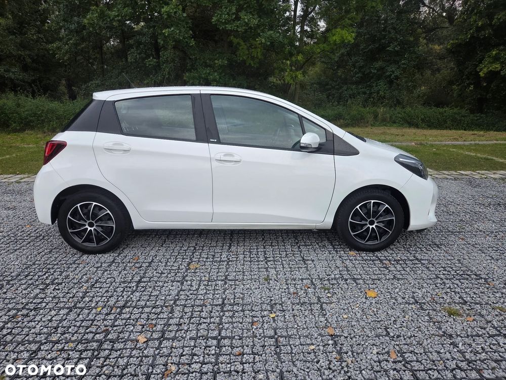Toyota Yaris - 4