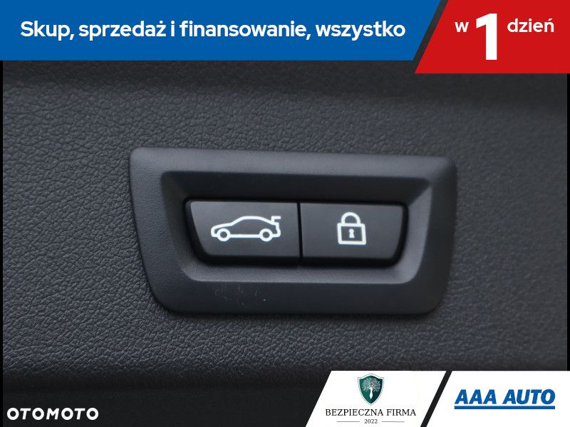 BMW Seria 1 - 17