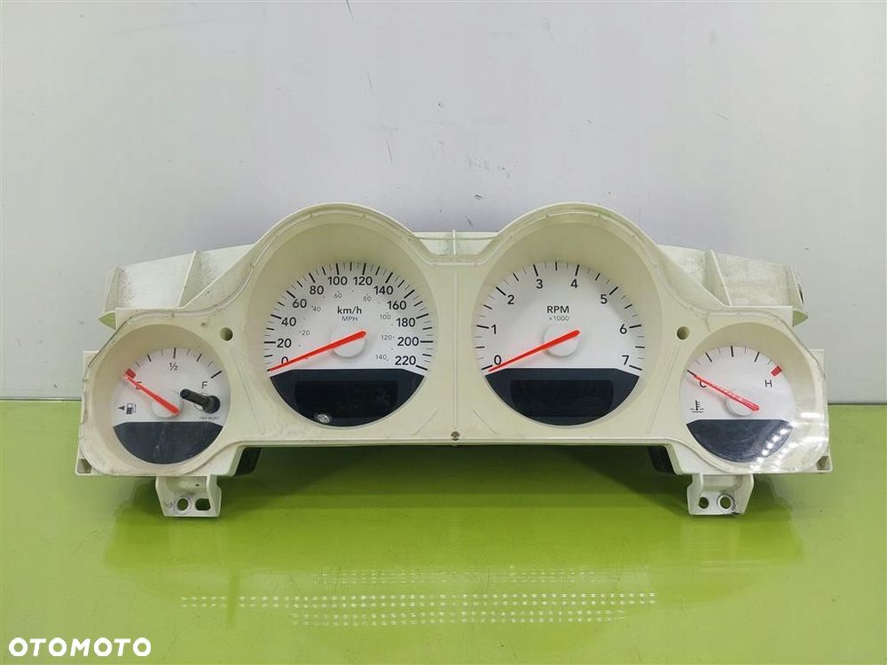 Licznik Dodge Magnum 2004-2008 3,5 V6 B P04602501AD 04837928AA - 1