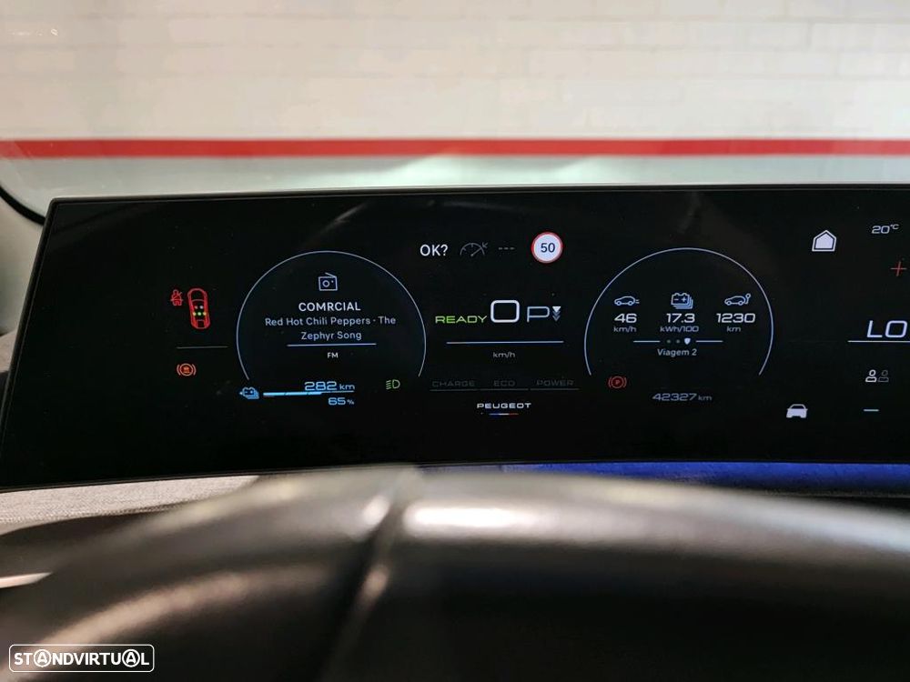 Peugeot E-3008 73 kWh Allure - 8