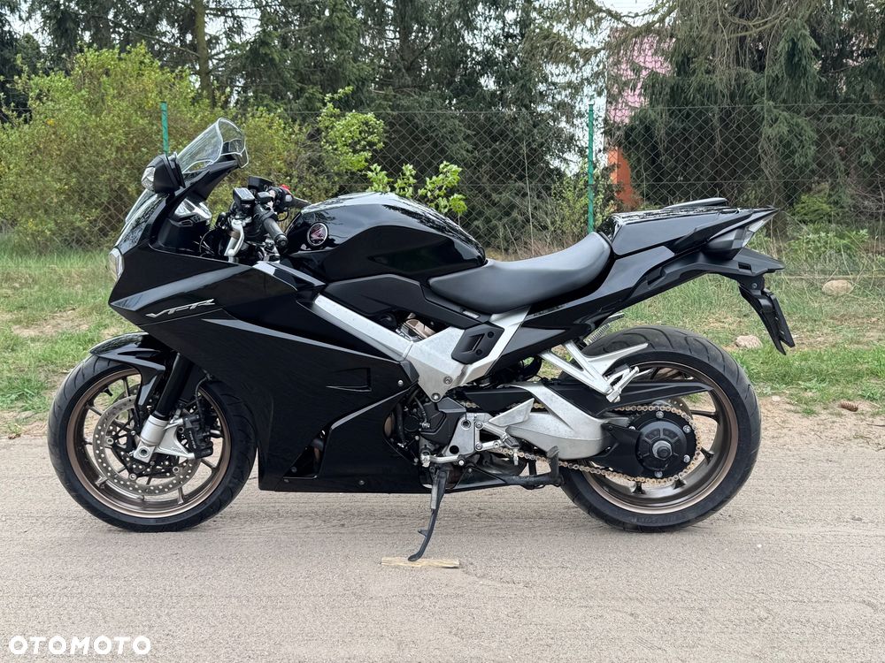 Honda VFR - 20