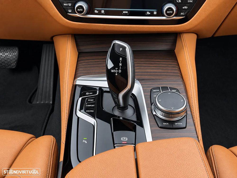 BMW 520 d Line Luxury Auto - 15