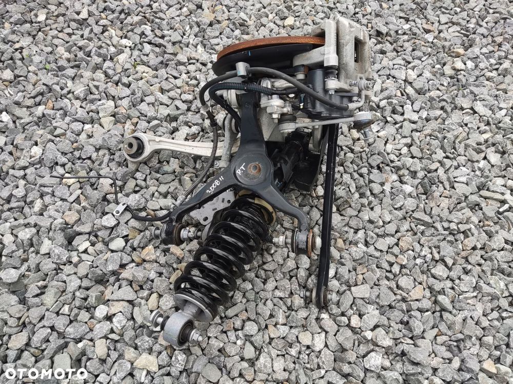 piasta prawa prawy tył tylna wahacz wahacze amortyzator peugeot 3008 ii 20- - 5