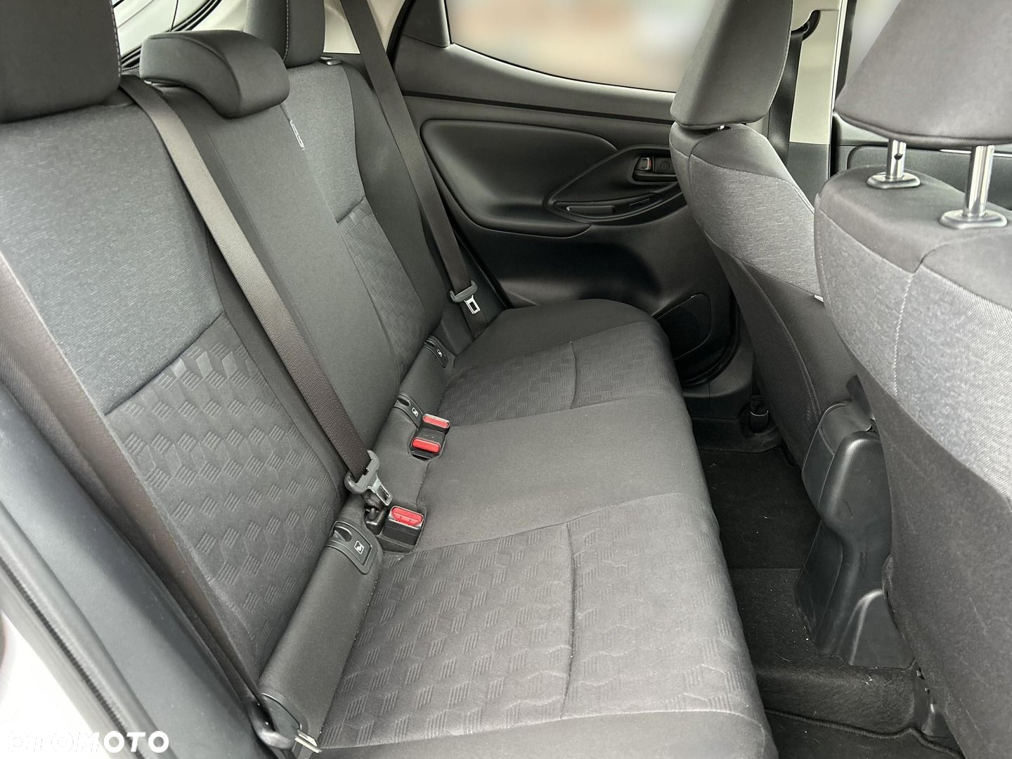 Toyota Yaris - 24