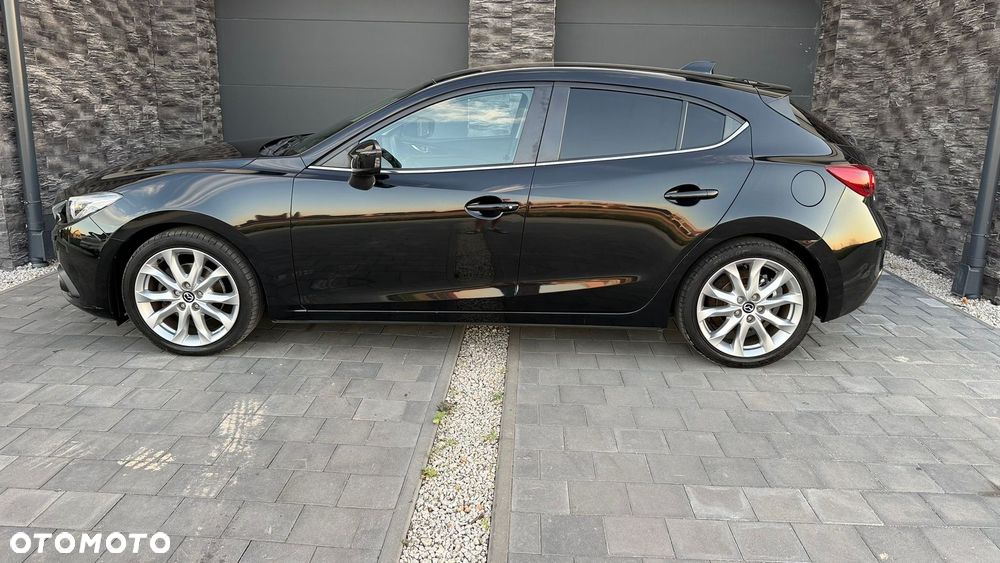 Mazda 3 - 10