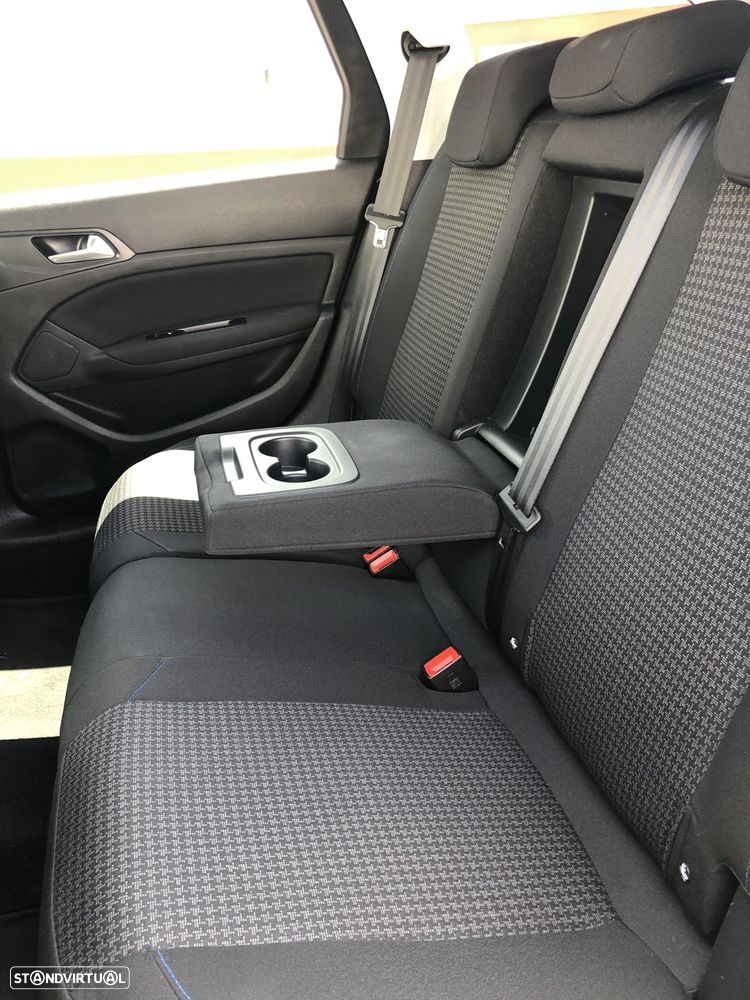 Peugeot 308 SW 1.5 BlueHDi Style - 11