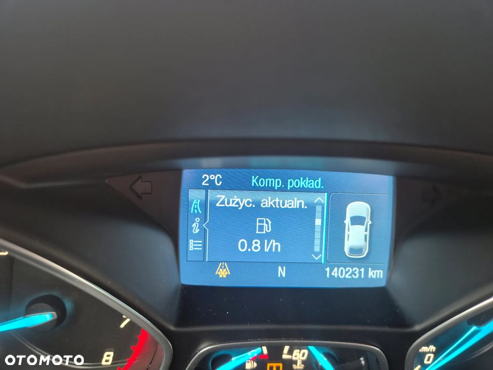 Ford Kuga 1.6 EcoBoost 2x4 Titanium - 12