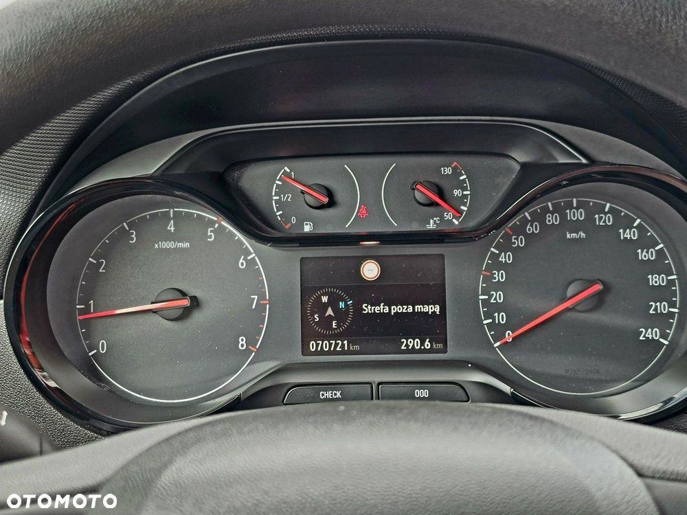 Opel Crossland X - 13