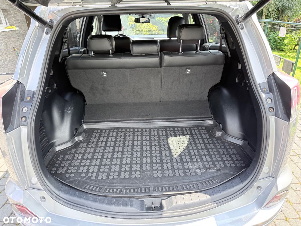 Toyota RAV4 Hybrid Prestige 4x4 - 12