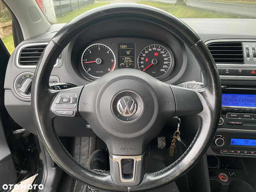 Volkswagen Polo 1.6 TDI Comfortline - 6