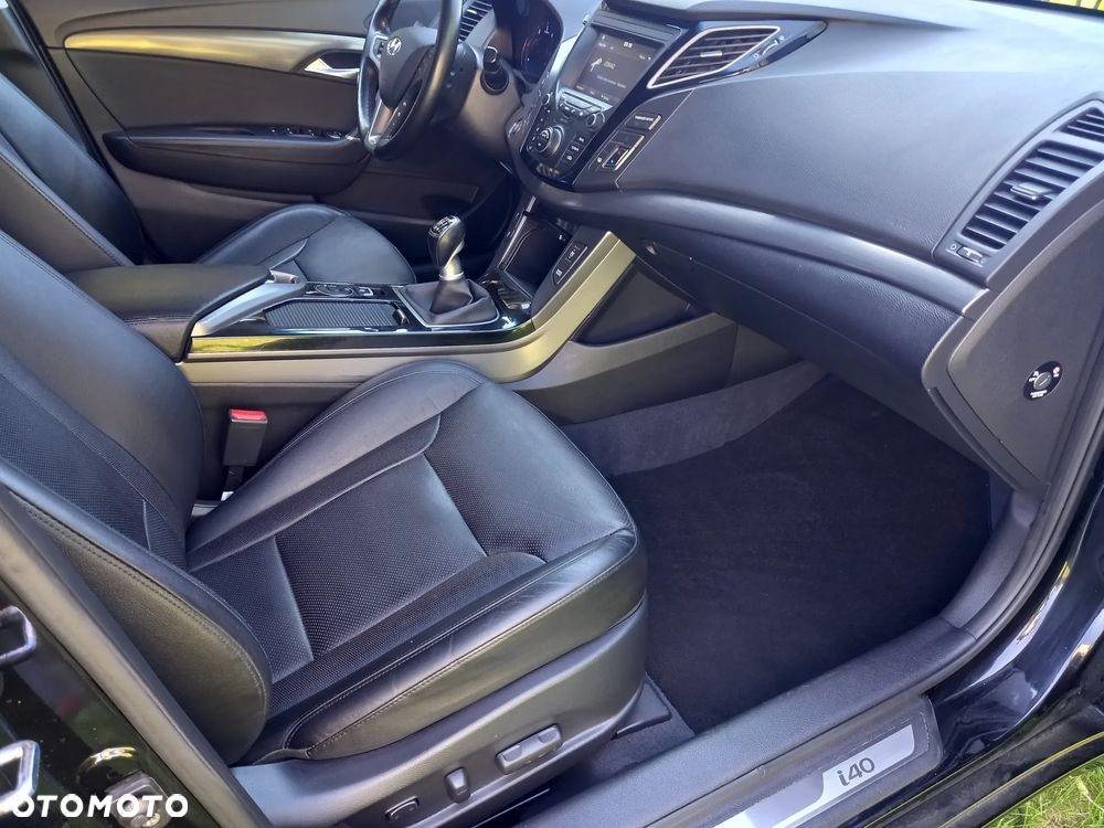 Hyundai i40 Kombi 1.7 CRDi Premium - 38