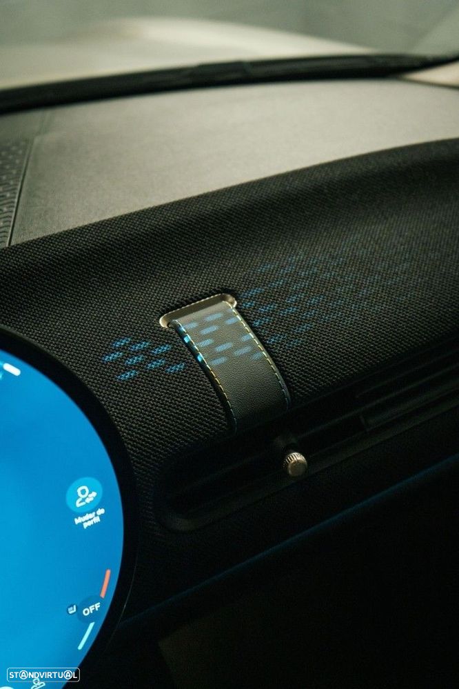 MINI 3 Portas Cooper C Essential - 38