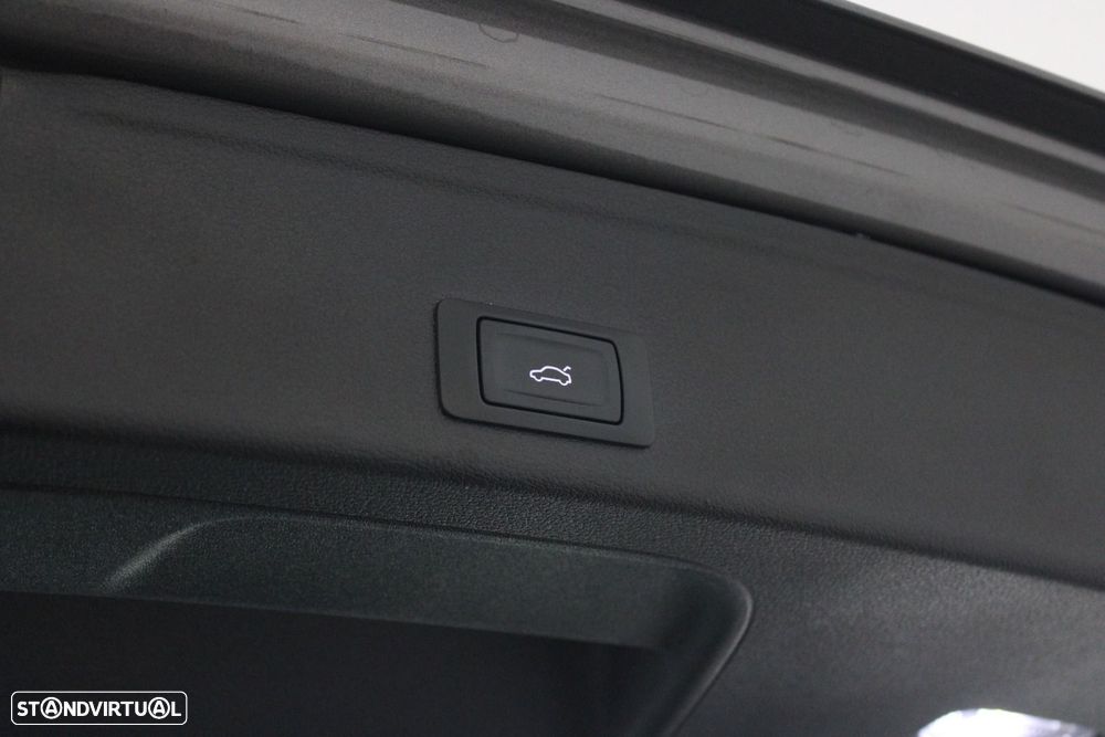 Audi A4 Avant 30 TDI S tronic — fotografia 36