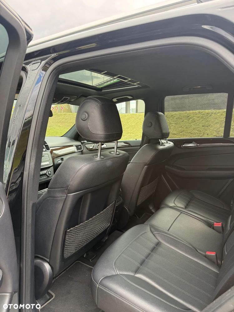 Mercedes-Benz GLE - 16