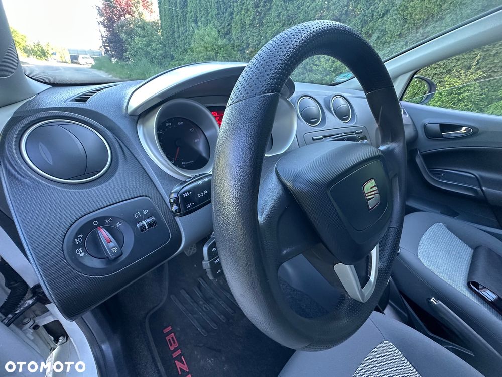 Seat Ibiza 1.2 12V Reference - 11