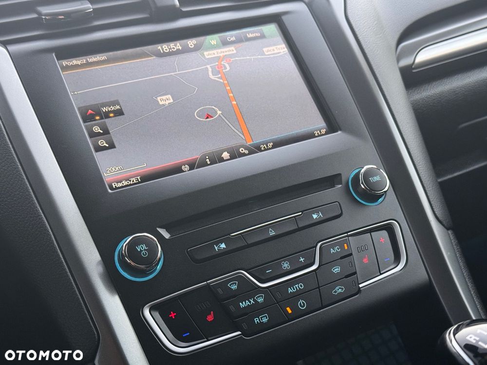 Ford Mondeo 2.0 EcoBlue Titanium - 28