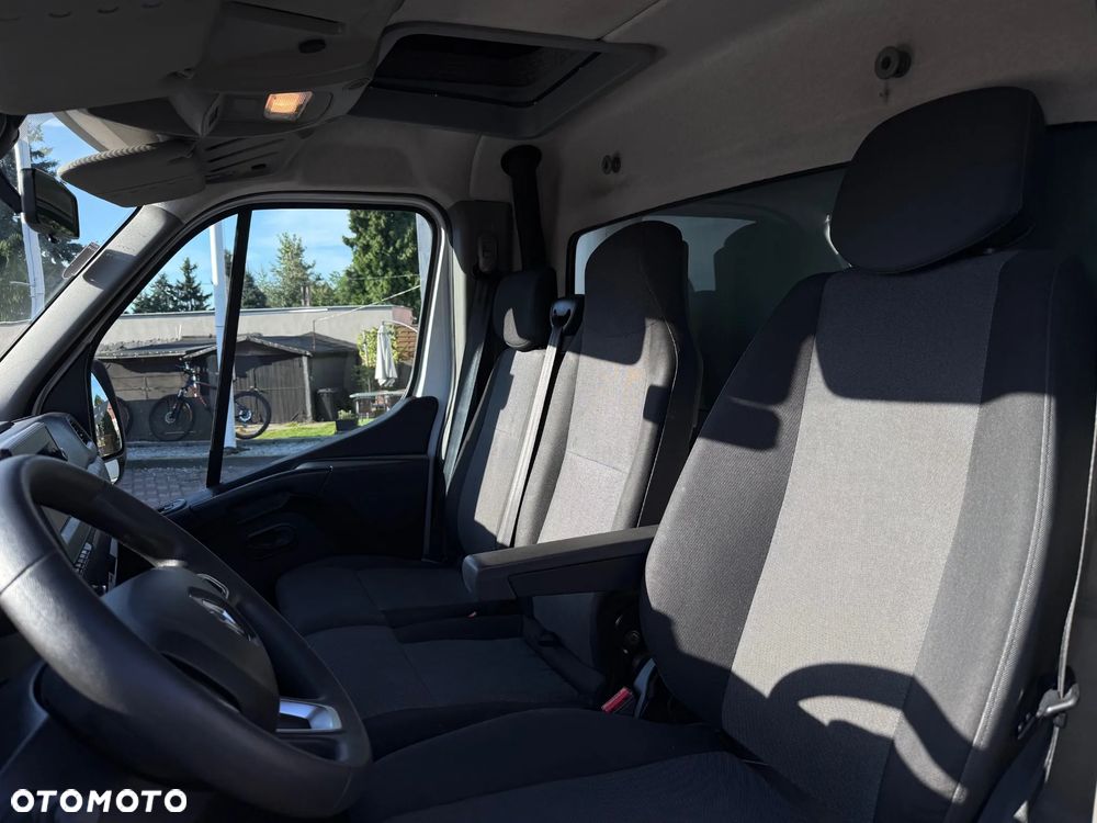 Renault Master - 15