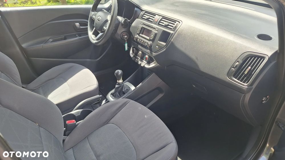 Kia Rio 1.2 Edition 7 - 12