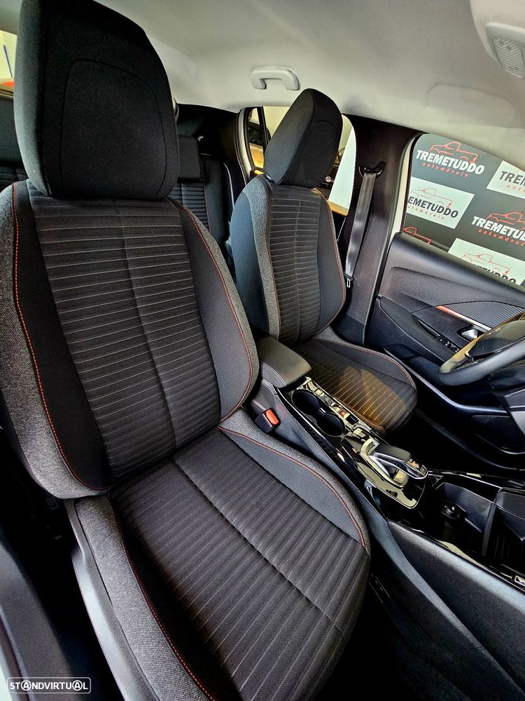 Peugeot e-208 Active Pack - 22