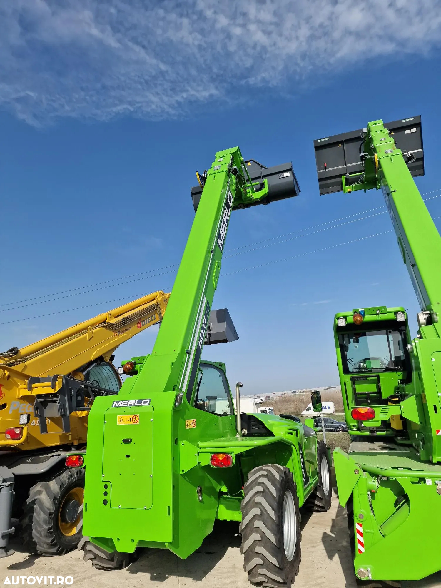 Merlo P40.17, inaltime ridicare 17m, ridica 4 tone primul tronson, Aer cond, garantie 1 an, posibilitate leasing 5 ani, produs in ITALIA, cale fata, cupa 1mc, furci PROMOTIE 103900 EUR+Tva - 27
