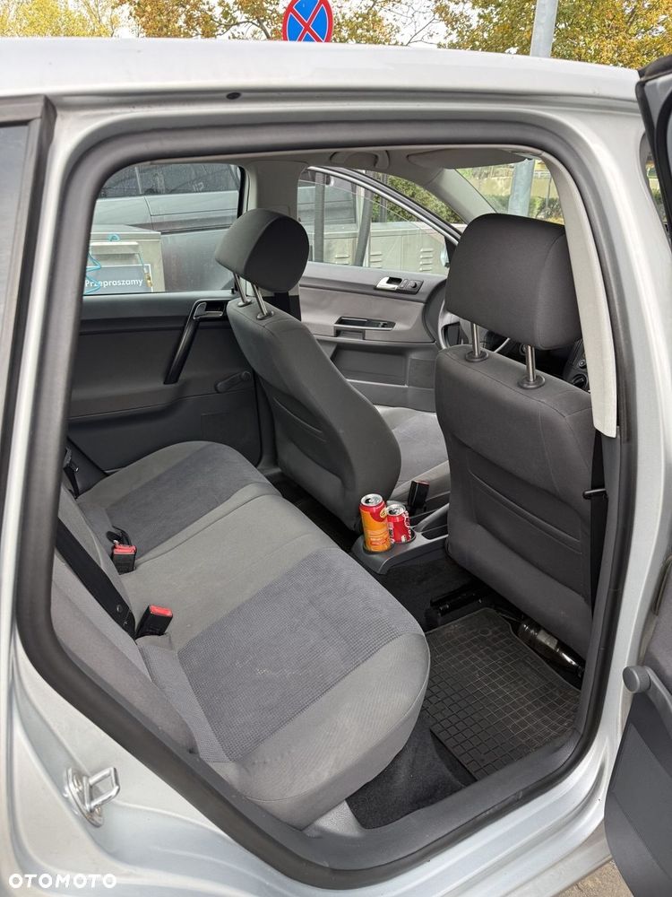 Volkswagen Polo 2007 photo 4