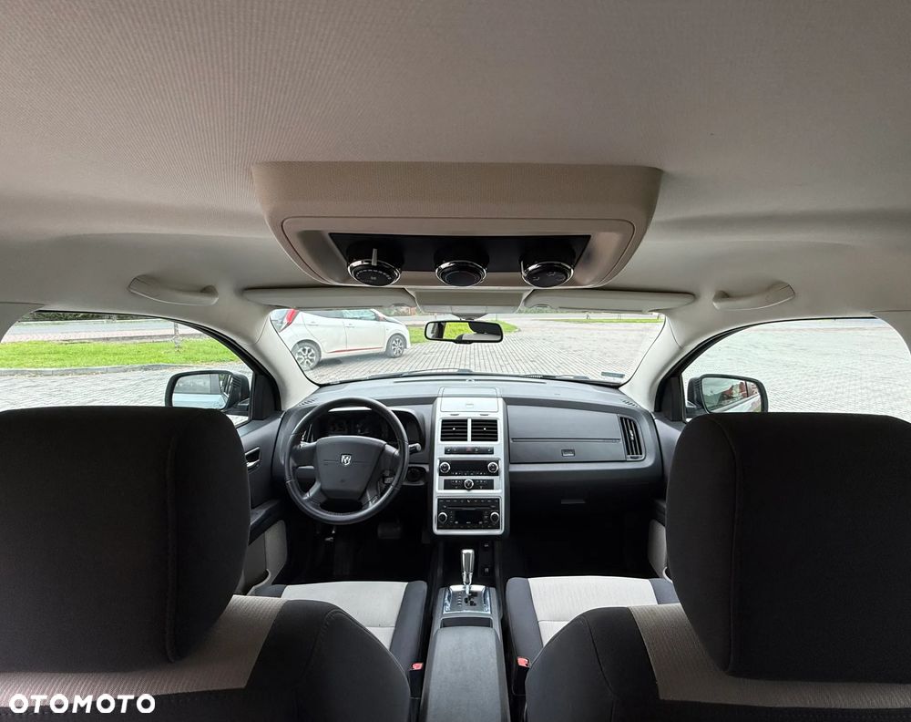 Dodge Journey 2.7 V6 R/T - 18