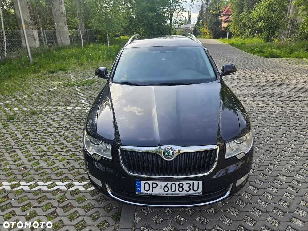 Skoda Superb 2.0 TDI DSG Elegance - 2