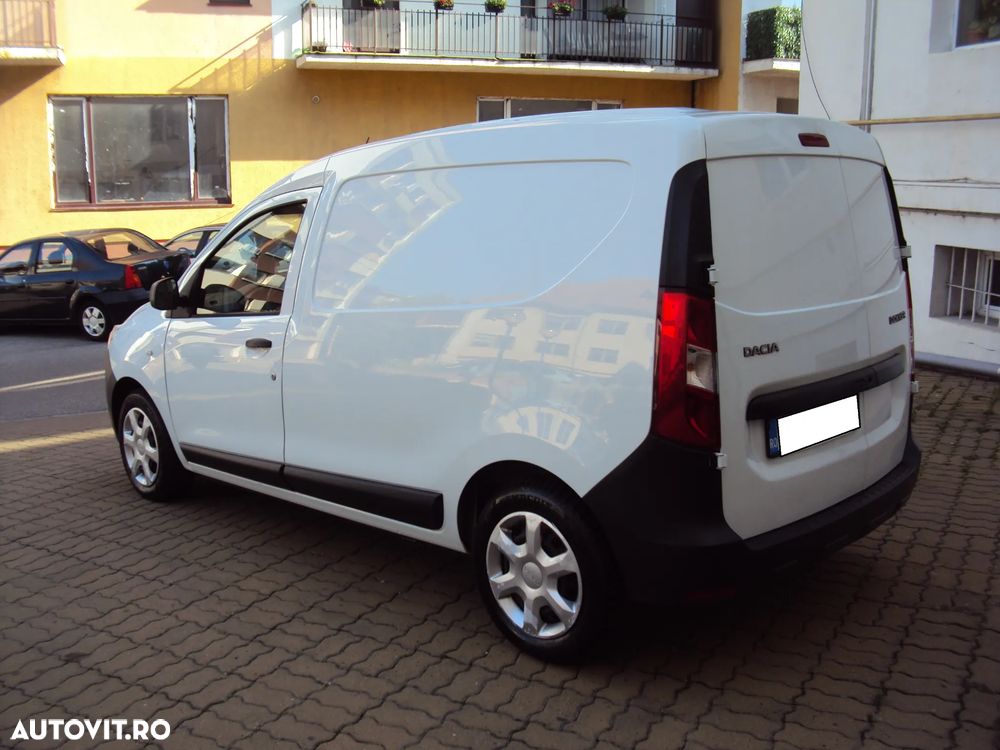 Dacia Dokker 1.5 Blue dCi Laureate - 4