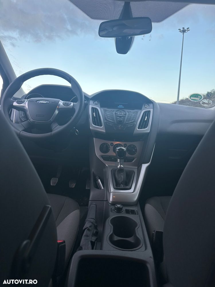 Ford Focus 1.6 TDCI DPF Start-Stopp-System Trend - 9