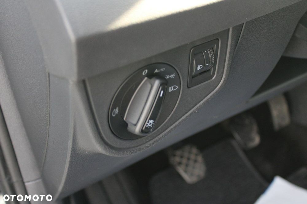 Volkswagen Polo - 17
