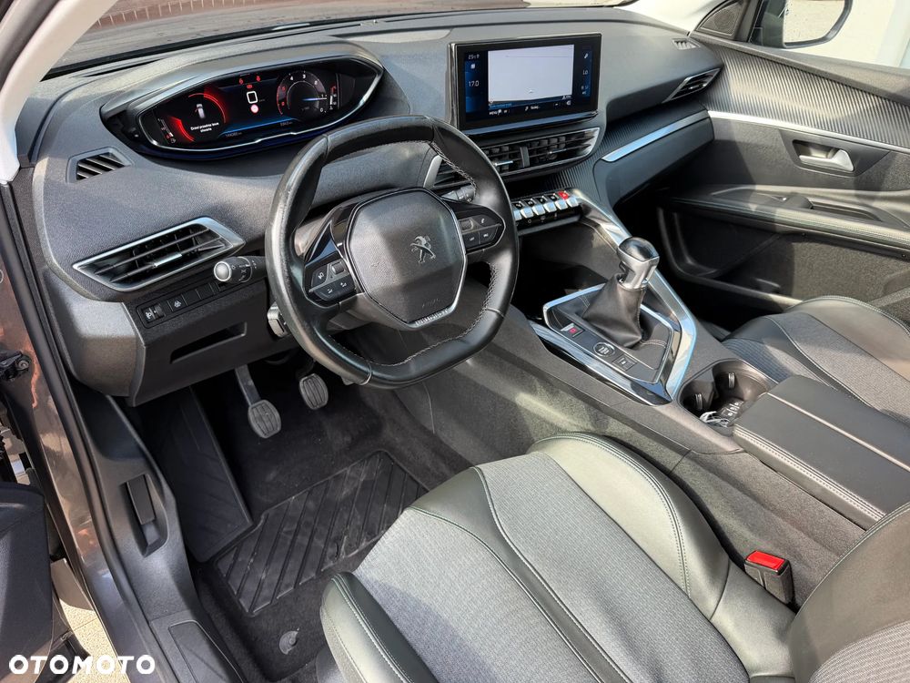 Peugeot 3008 - 13