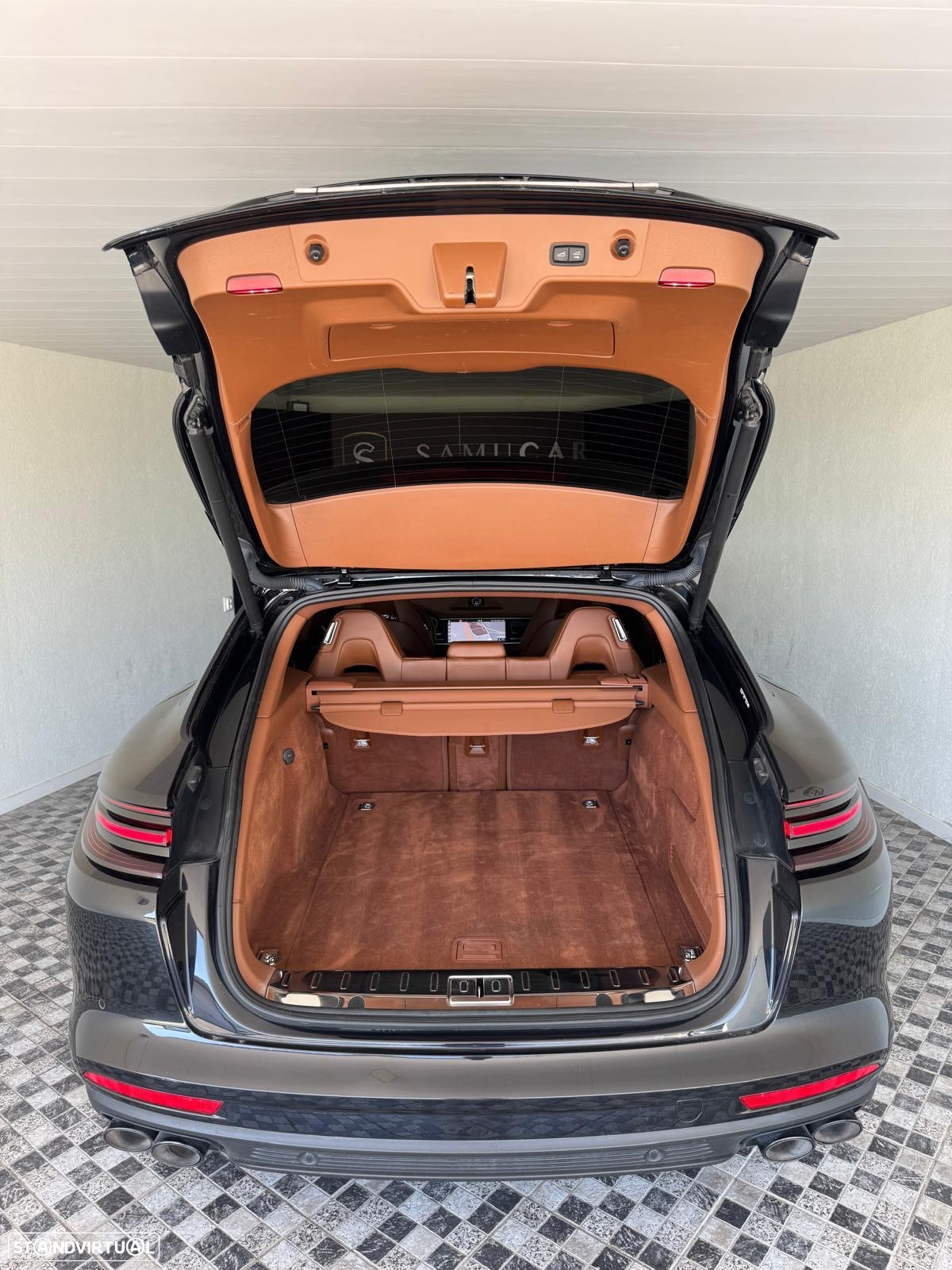 Porsche Panamera Sport Turismo - 13