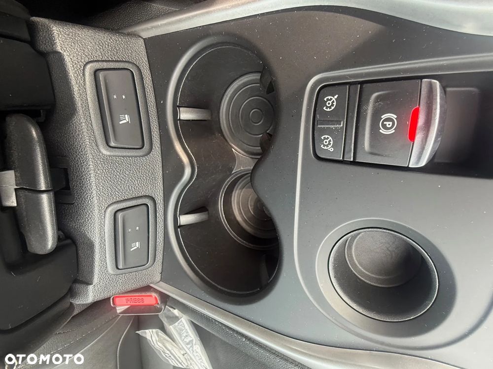 Renault Kadjar 1.3 TCe FAP Black Edition EDC - 34