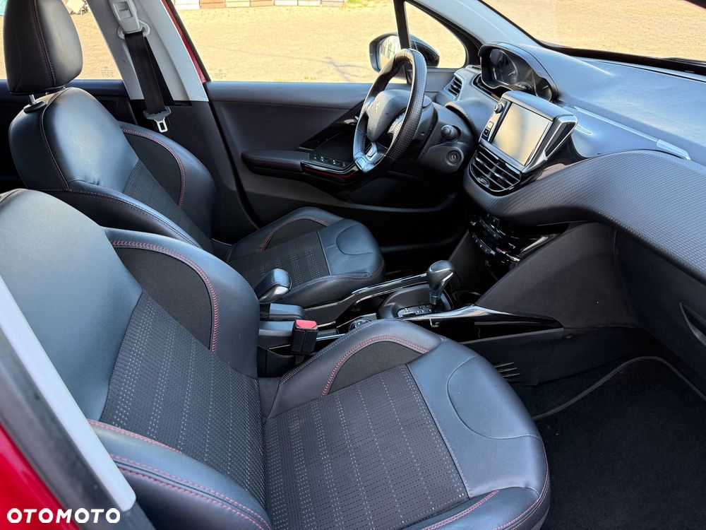 Peugeot 2008 1.2 Pure Tech Active S&S EAT6 - 13