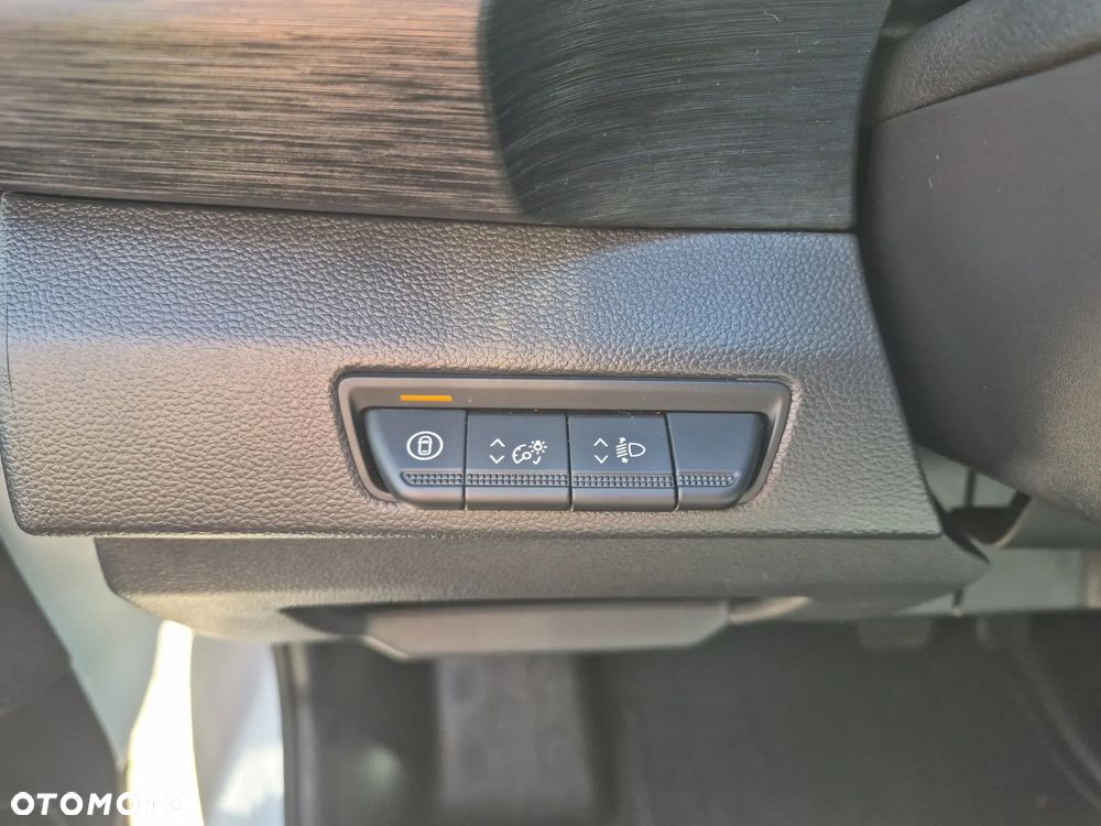 Renault Trafic 2.0 dCi EDC - 22