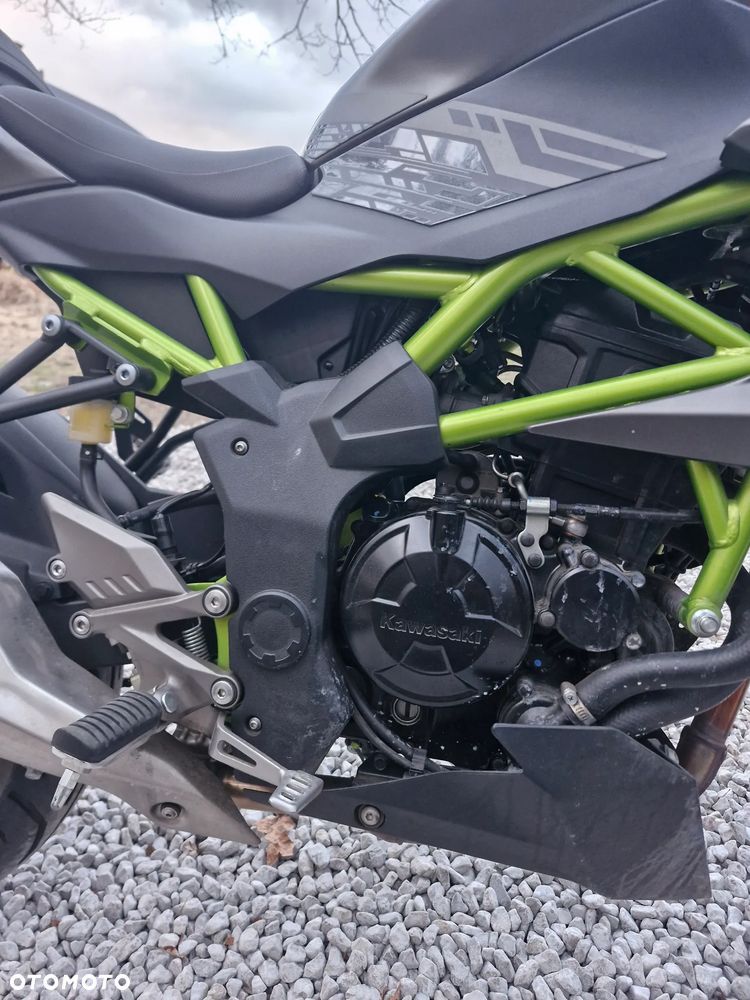 Kawasaki Z - 7