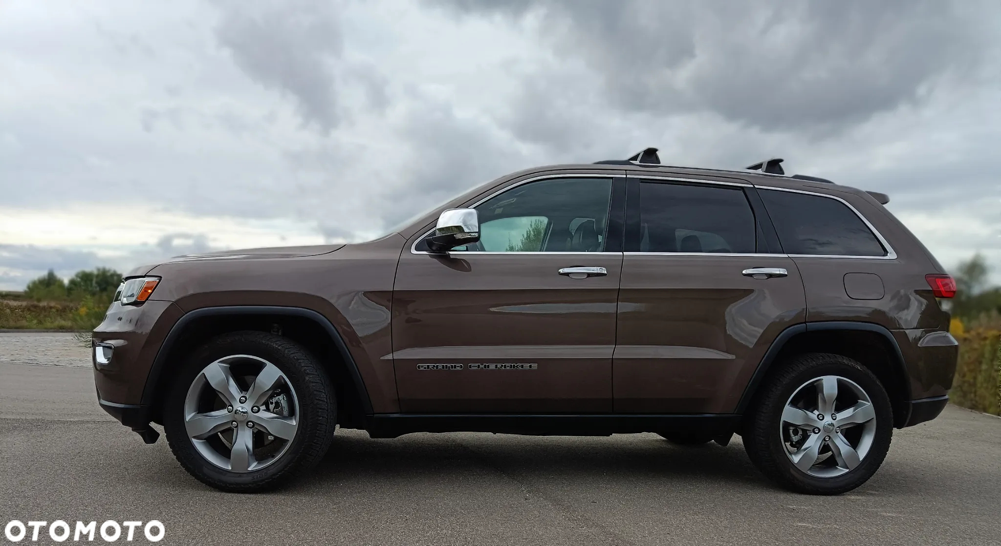Jeep Grand Cherokee - 10