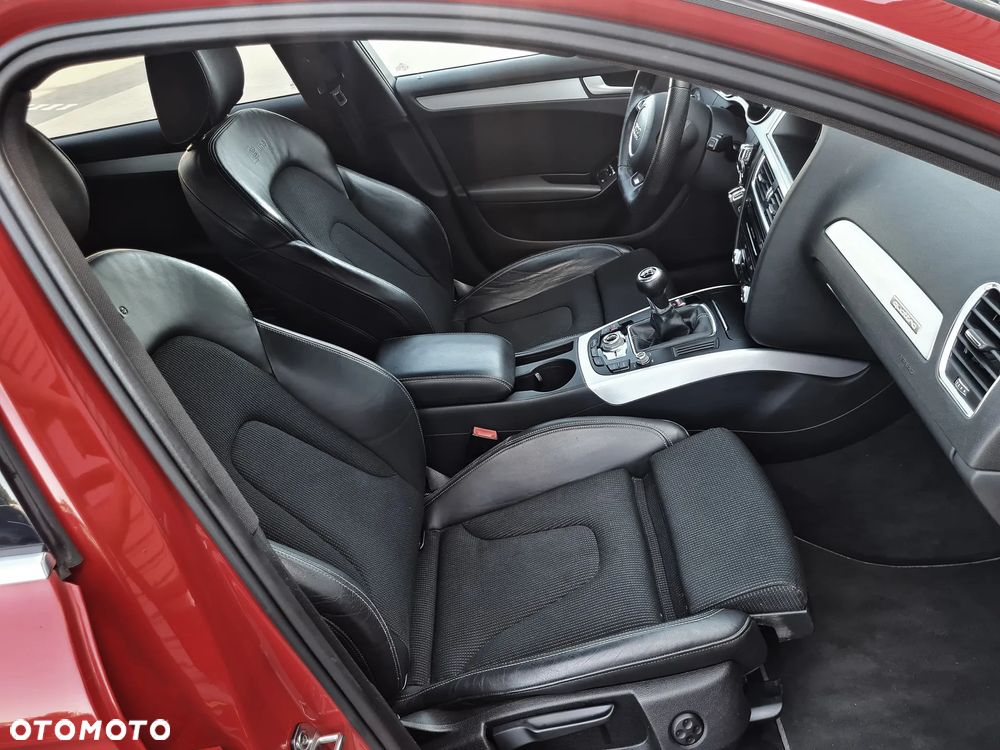 Audi A4 Avant 2.0 TDI DPF clean diesel quattro S line Sportpaket - 34
