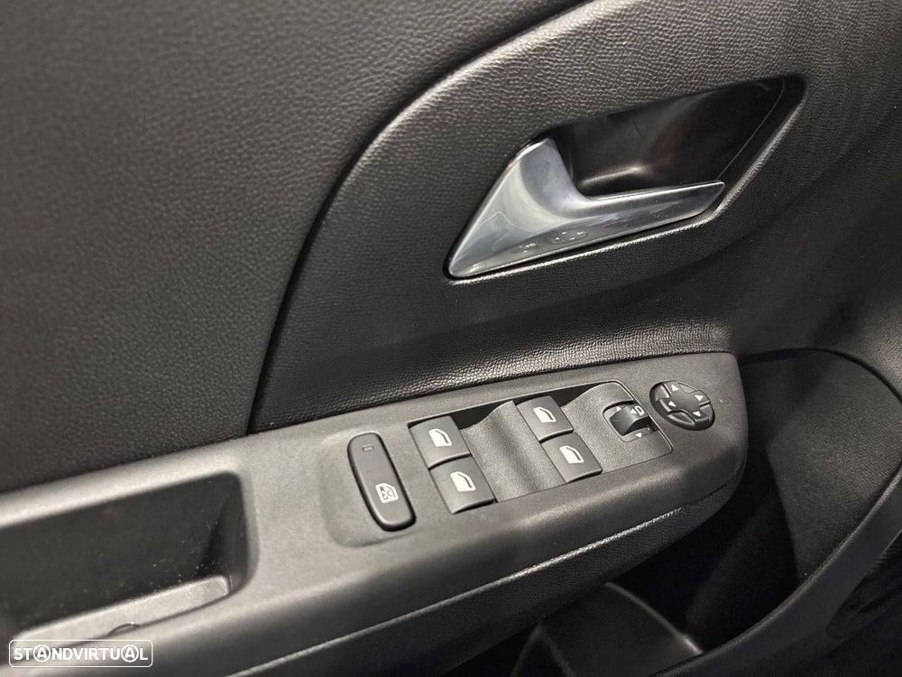 Opel Corsa 1.2 T Hybrid GS eDCT - 19