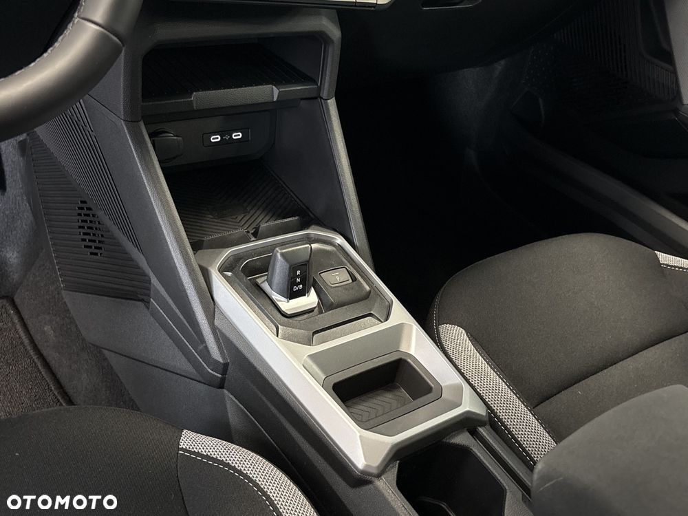 Dacia Duster 1.8 Full Hybrid 155 Journey MMT - 14