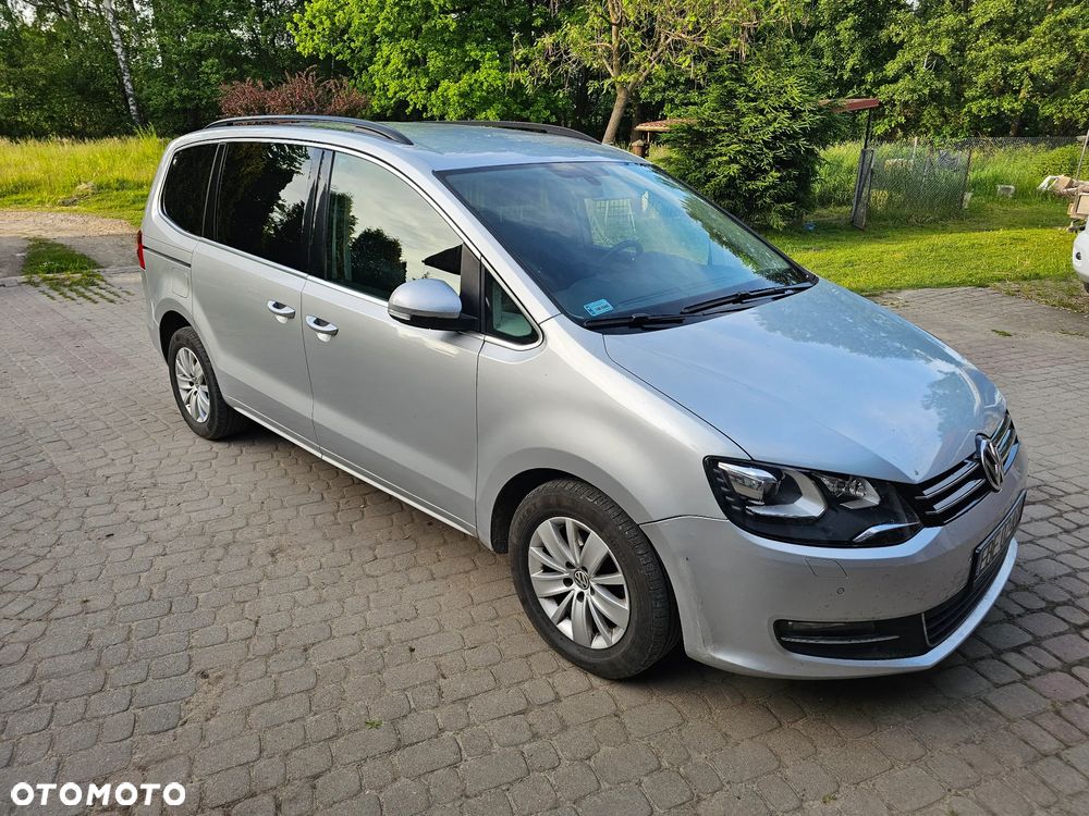 Volkswagen Sharan 2.0 TDI Comfortline DSG - 4