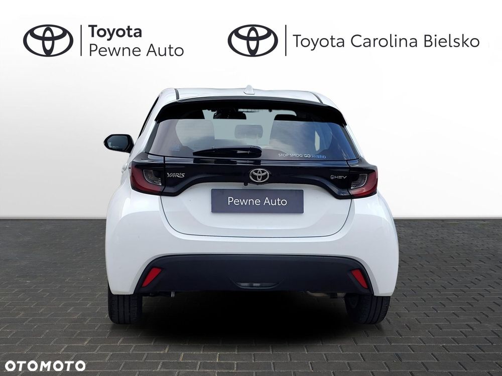 Toyota Yaris - 4