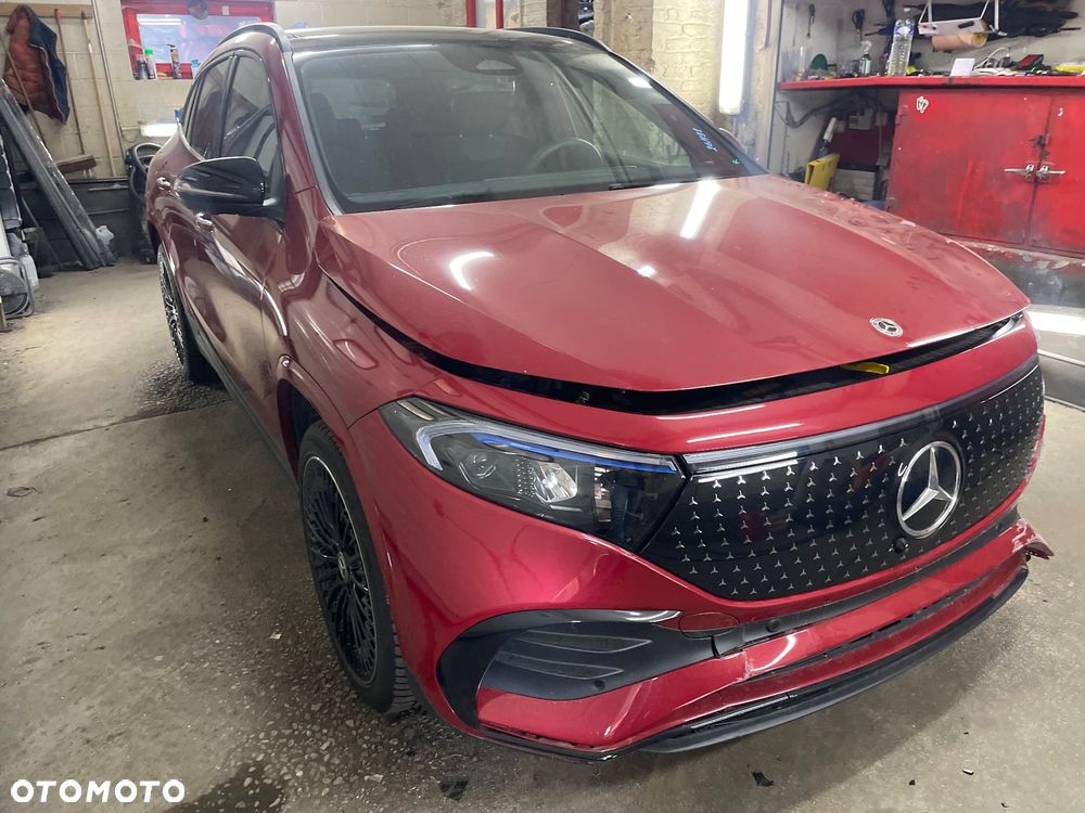 Mercedes-Benz EQA - 4