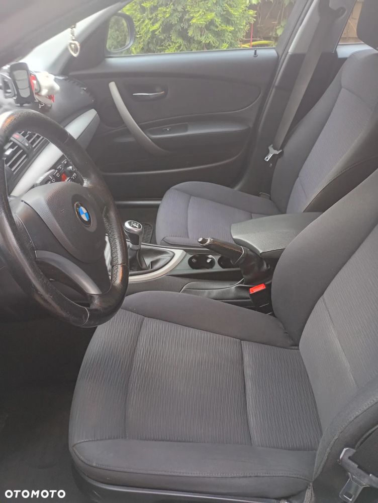 BMW Seria 1 - 11